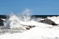 Onshore Waves Doing What They Do