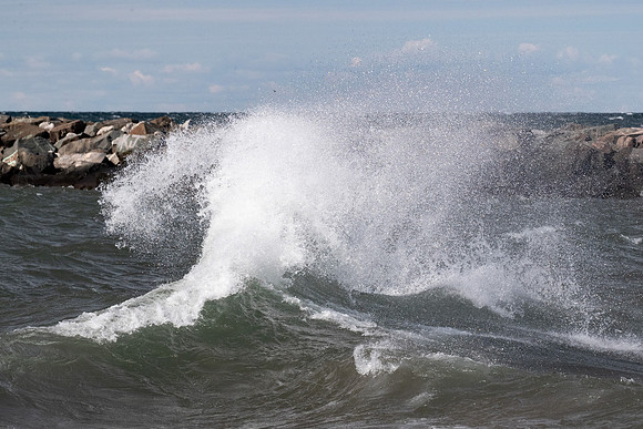 Marging Waves Inside the Breaker Wall
